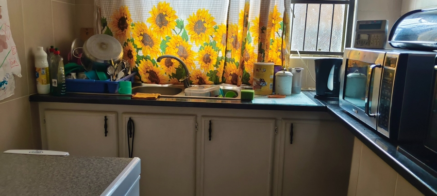 9 Bedroom Property for Sale in Generaal De Wet Free State